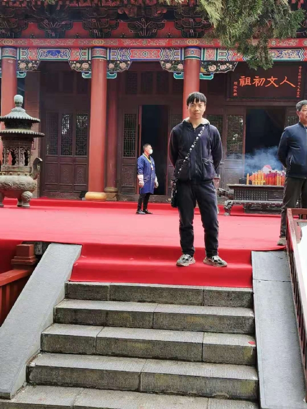 单身的小草的第三张照片--陕西王婆说媒